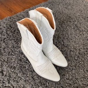UO White leather cowboy boots